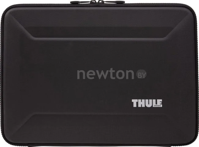 Чехол Thule Gauntlet MacBook Pro Sleeve 16 TGSE2357BLK