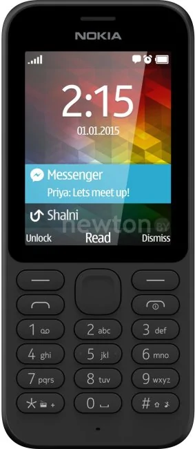 Кнопочный телефон Nokia 215 Black