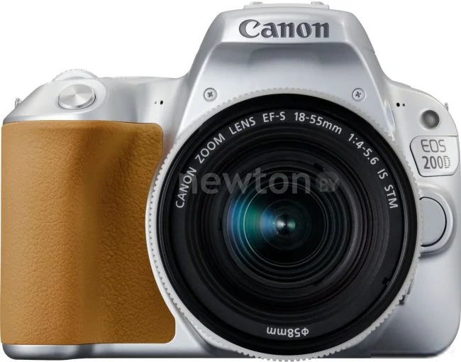 Фотоаппарат Canon EOS 200D Kit 18-55 IS STM (серебристый)