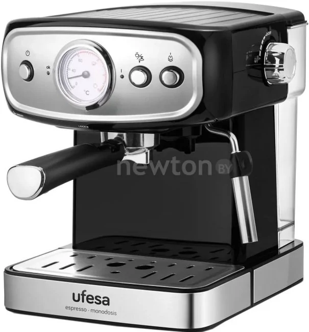 Рожковая помповая кофеварка Ufesa CE7244 Brescia