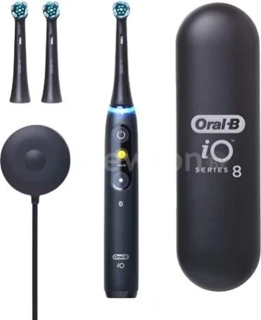 Электрическая зубная щетка Oral-B iO 8 (черный, 3 насадки)