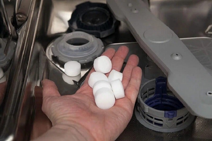Соль в таблетках для посудомойки