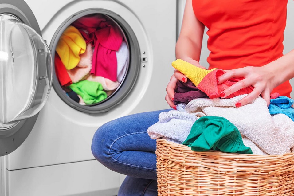 Как правильно загружать белье в стиральную машину?