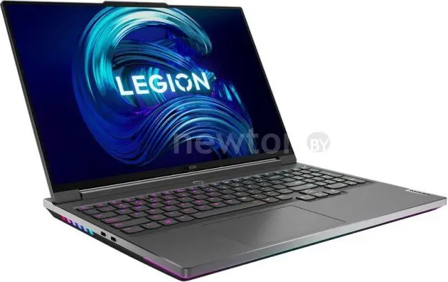 Игровой ноутбук Lenovo Legion 7 16IAX7 82TD008CRM