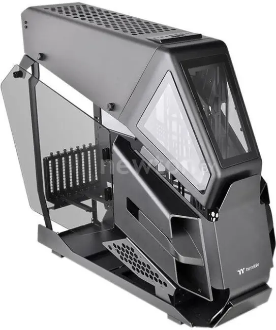 Корпус Thermaltake AH T600 CA-1Q4-00M1WN-00