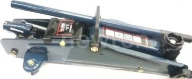 Подкатной домкрат FORSAGE TH22501 2.5т.