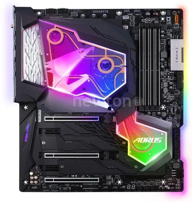 Материнская плата Gigabyte Z390 Aorus Xtreme WaterForce (rev. 1.0)