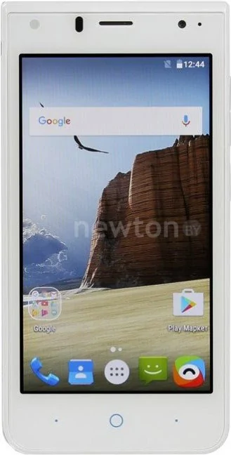 Телефон ZTE Blade A210 White
