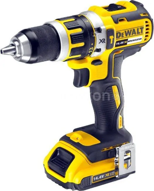 Дрель-шуруповерт DeWalt DCD737P2