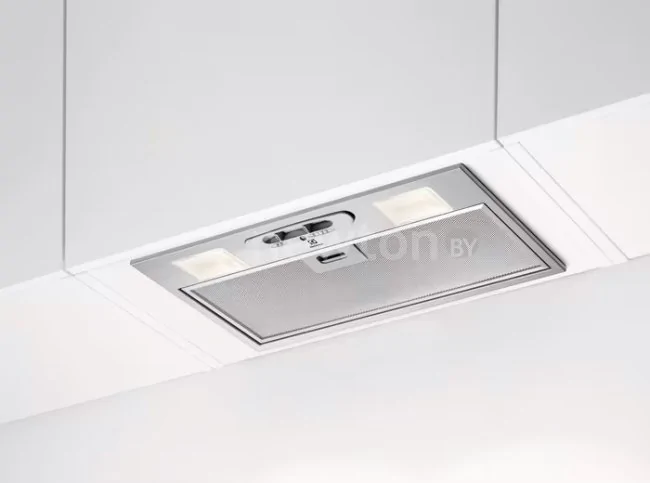 Вытяжка кухонная Electrolux LEDLights 300 LFG235S