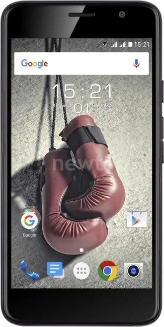 Телефон Fly FS524 Knockout (черный)