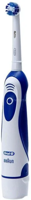 Электрическая зубная щетка Oral-B Pro Expert (DB4.010)