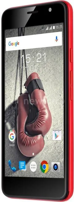 Телефон Fly FS524 Knockout (красный)