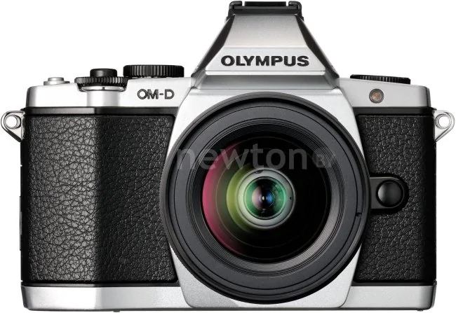 Беззеркальный фотоаппарат Olympus OM-D E-M5 Kit 14-42mm