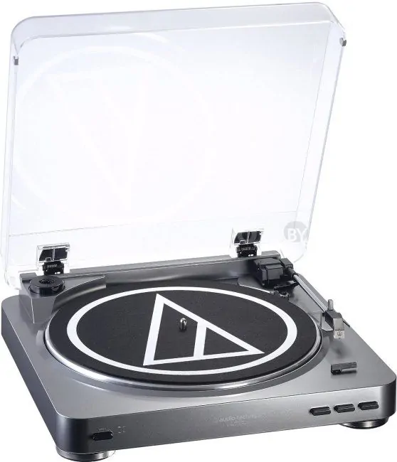 Виниловый проигрыватель Audio-Technica AT-LP60-USB