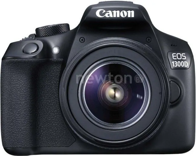 Зеркальный фотоаппарат Canon EOS 1300D Kit 18-135mm IS